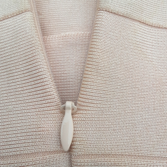 Bebe Cream color Lace Bodycon Dress - Picture 4 of 5